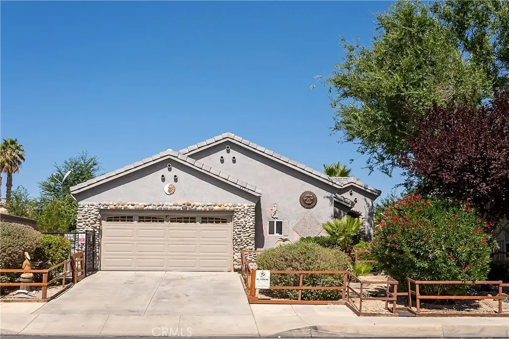 43963 Glenraven Road, Lancaster, CA 93535 - Image #1