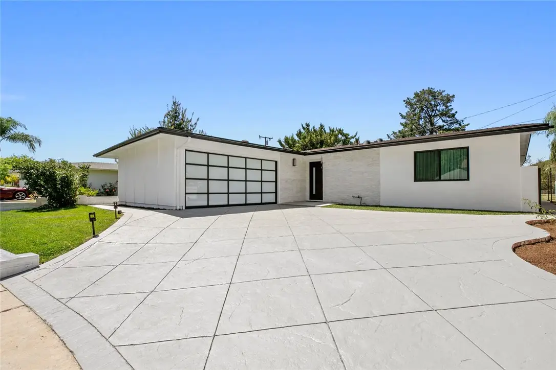 26144 Kenrose Circle, Calabasas, CA 91302 - Image #1