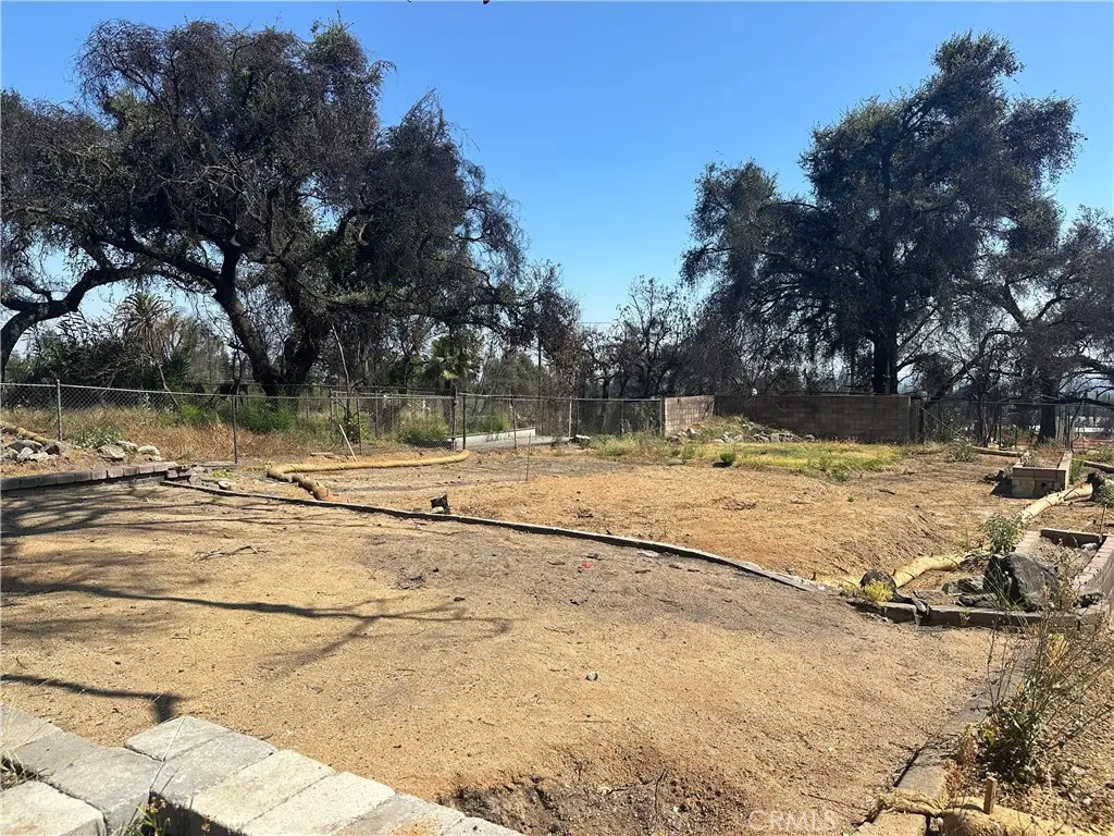 388 E Pentagon Street, Altadena, CA 91001 - #1