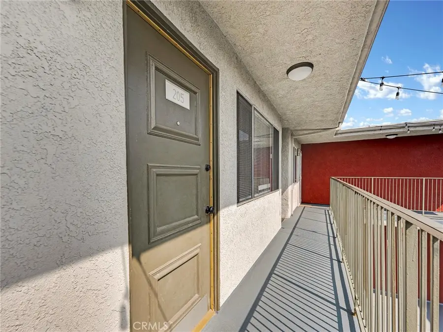 525 S Shelton Street #205, Burbank, CA 91506 - Image #3