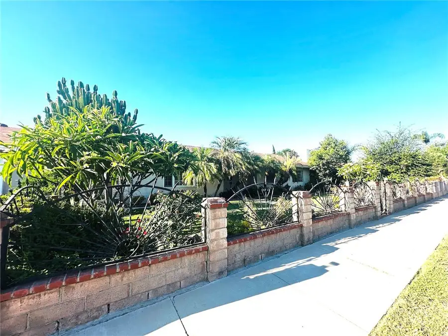 22427 Vanowen Street, West Hills, CA 91307 - Image #3