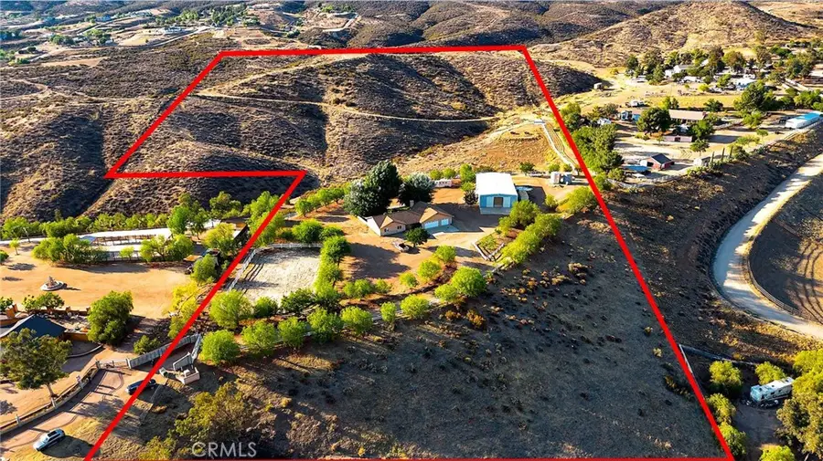 11709 Mint Canyon Road, Agua Dulce, CA 91390 - Image #2