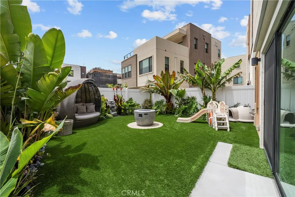 1068 Canal Street, Oxnard, CA 93035 - #1