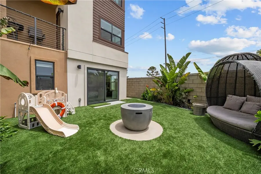 1068 Canal Street, Oxnard, CA 93035 - #2