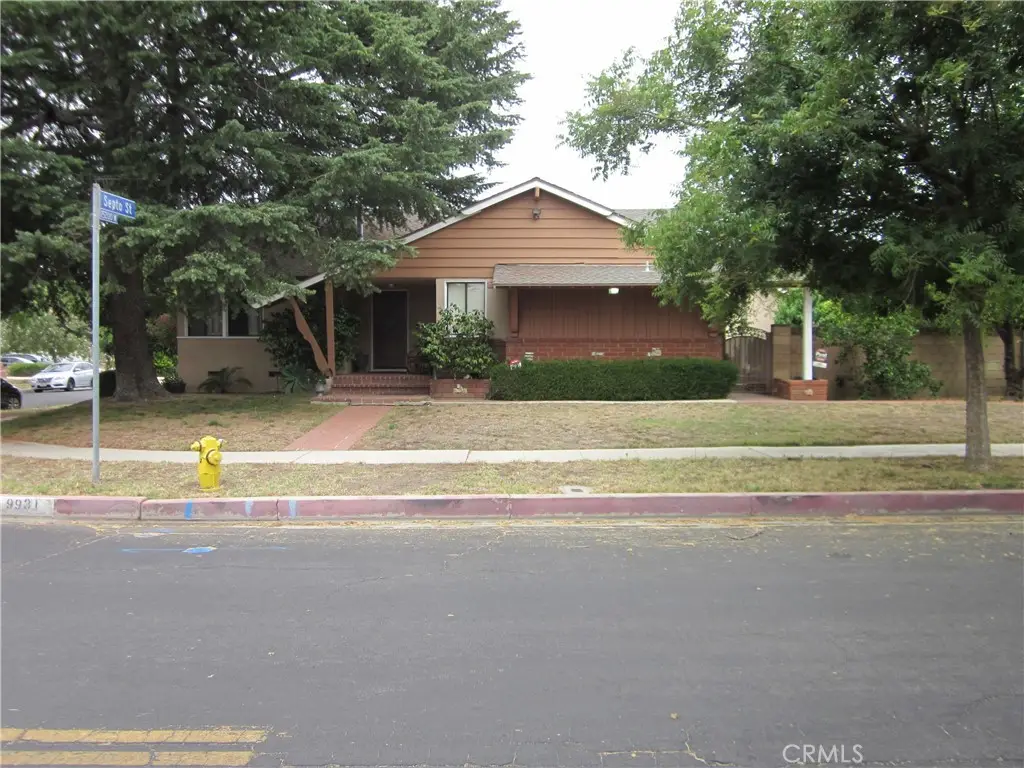 9931 Memory Park Avenue, San Fernando, CA 91345 - Image #1