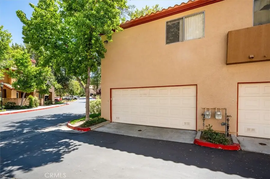 22713 Copper Hill Drive #42, Saugus, CA 91350 - Image #3