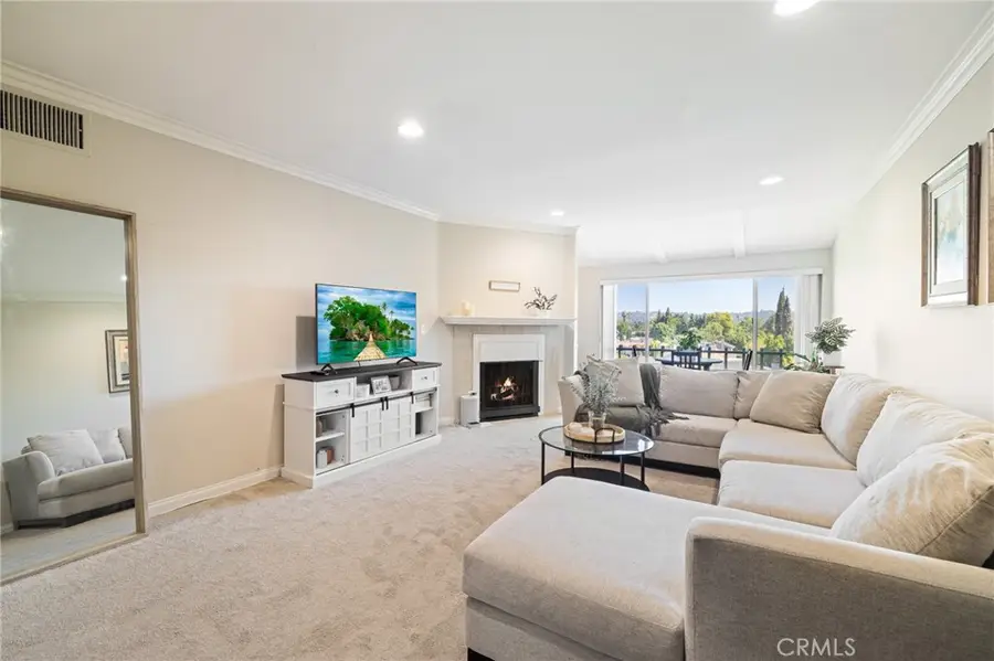 12830 Burbank Boulevard #307, Valley Village, CA 91607 - Image #2