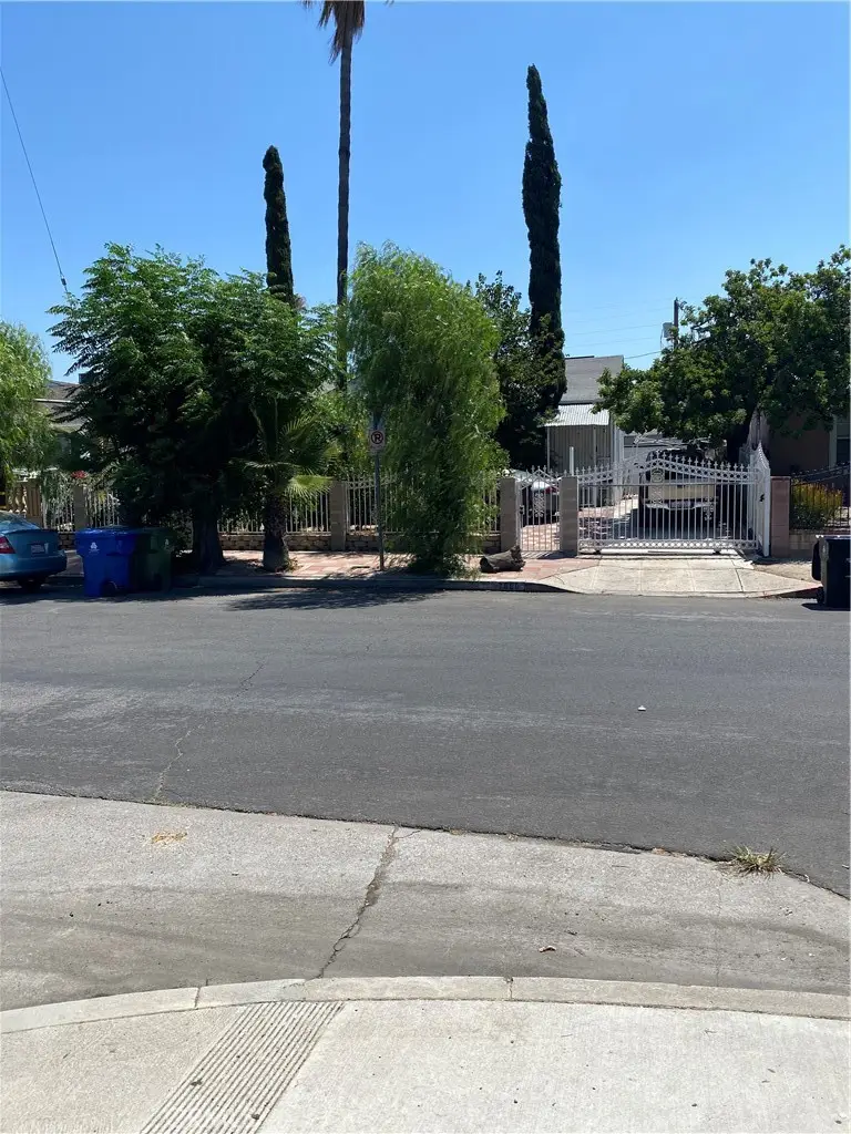 7660 Radford Avenue, North Hollywood, CA 91605 - Image #3