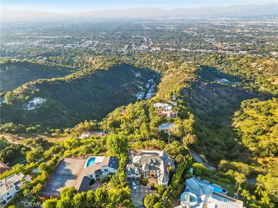 13320 Mulholland Drive, Beverly Hills, CA 90210 - Image #2