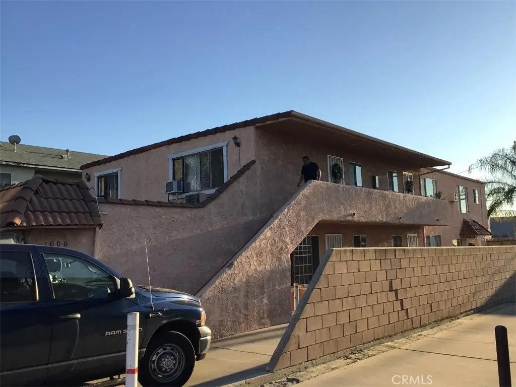 1000 Glenoaks Boulevard, San Fernando, CA 91340 - #1