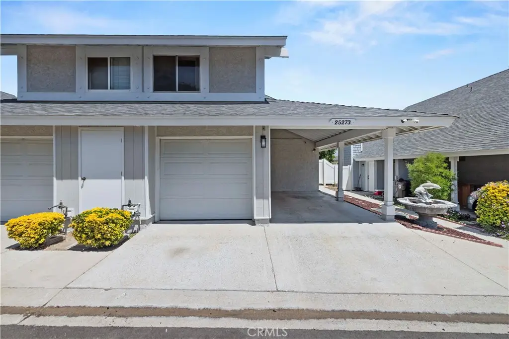 25273 Avenida Dorena, Newhall, CA 91321 - Image #1