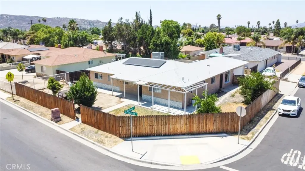 26327 Dartmouth Street, Hemet, CA 92544 - Image #1