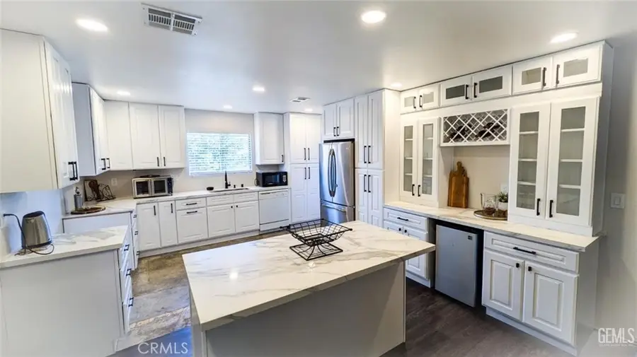 26327 Dartmouth Street, Hemet, CA 92544 - Image #3