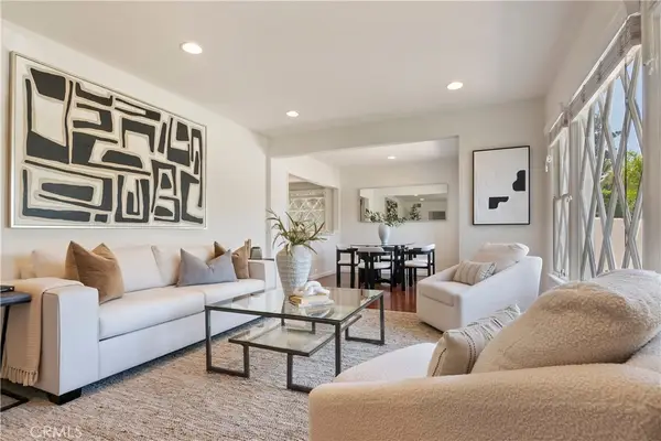 16828 Margate Street, Encino, CA 91436