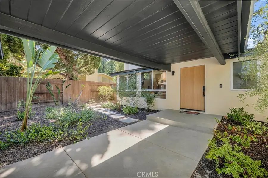 4941 Rigoletto Street, Woodland Hills, CA 91364 - Image #2
