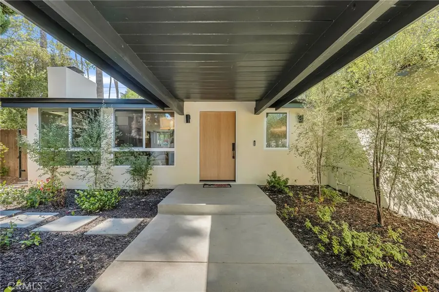 4941 Rigoletto Street, Woodland Hills, CA 91364 - Image #3