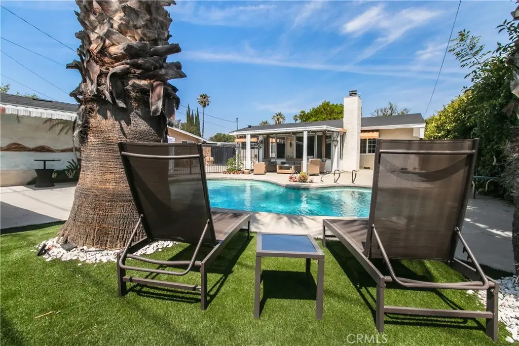 8527 Casaba Avenue, Winnetka, CA 91306 - #1