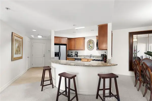 14343 Burbank Boulevard #301, Sherman Oaks, CA 91401