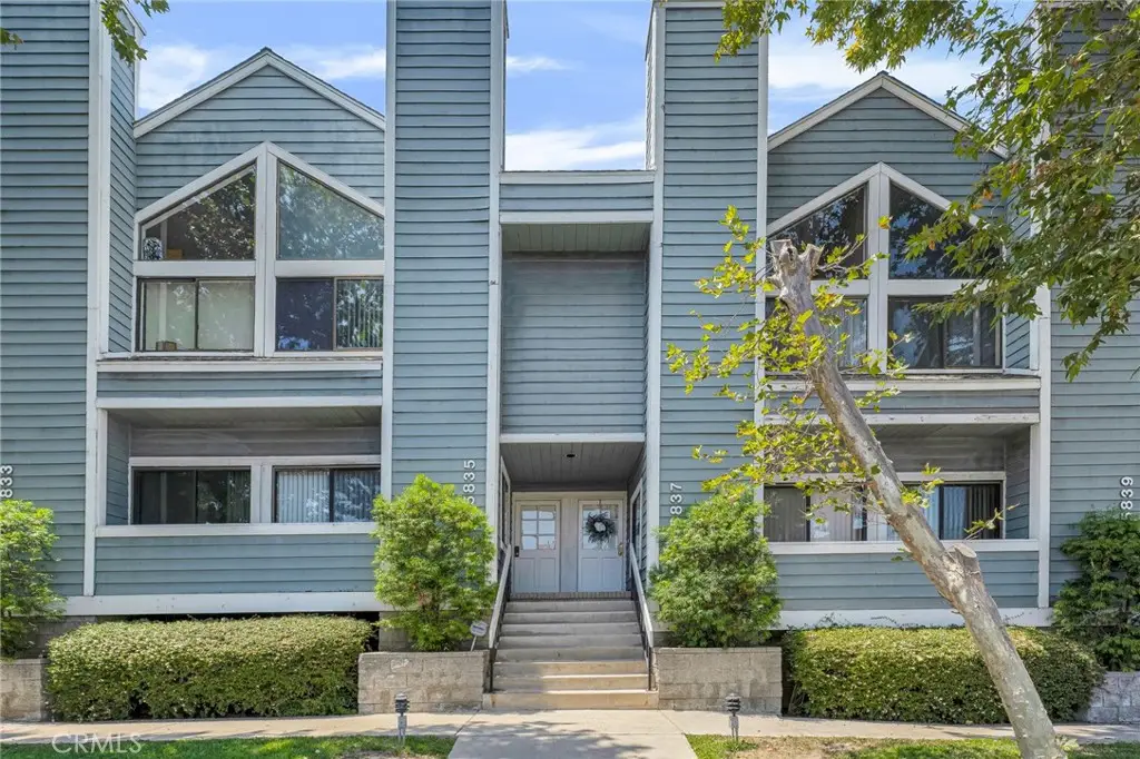 5835 Etiwanda Avenue, Tarzana, CA 91356 - #1