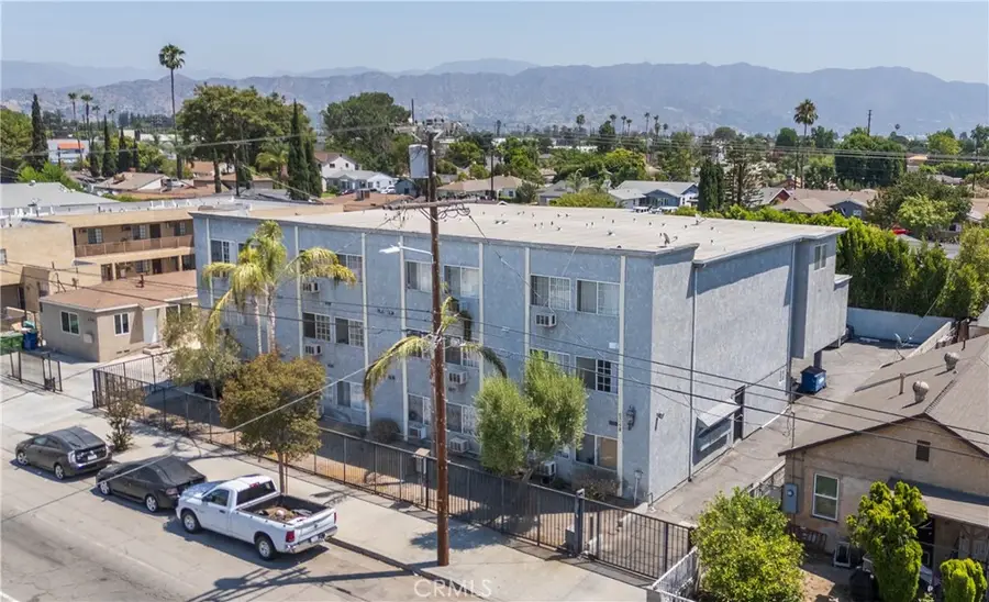 6242 Vineland Avenue, North Hollywood, CA 91606 - Image #2