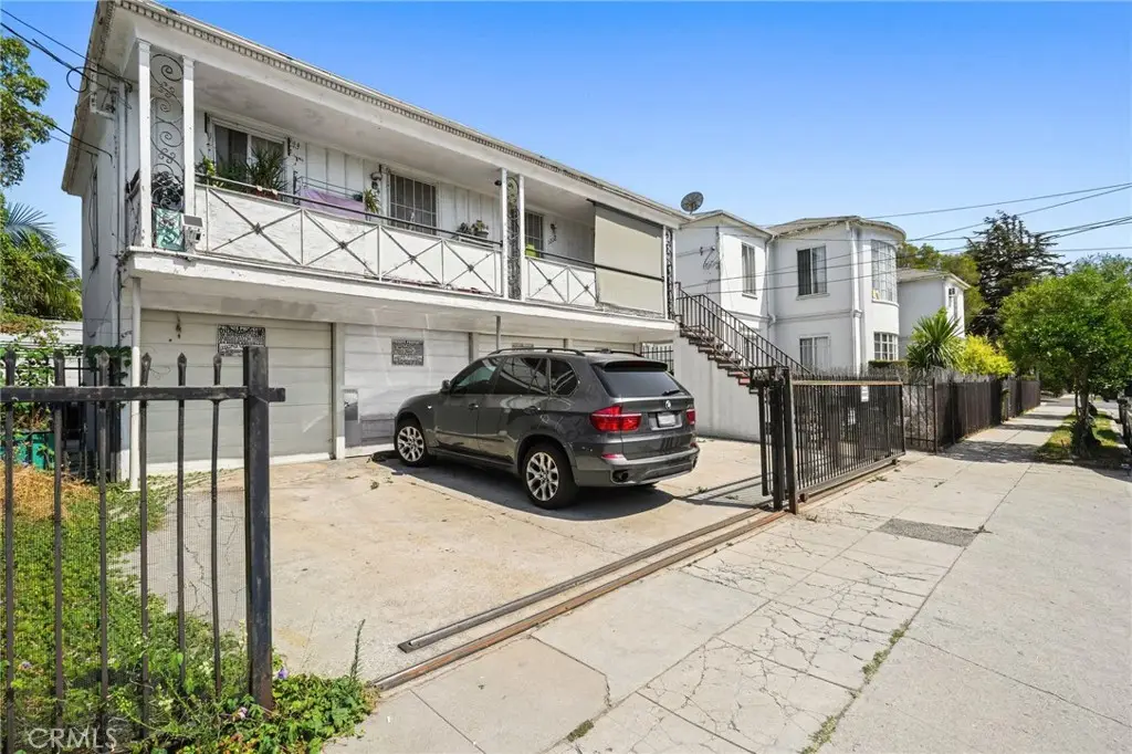 1200 N Kenmore Avenue, Los Angeles, CA 90029 - Image #1