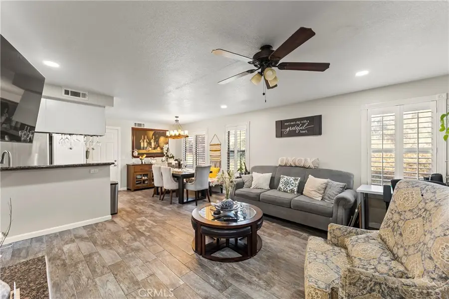 22617 Copper Hill Drive #121, Saugus, CA 91350 - Image #3