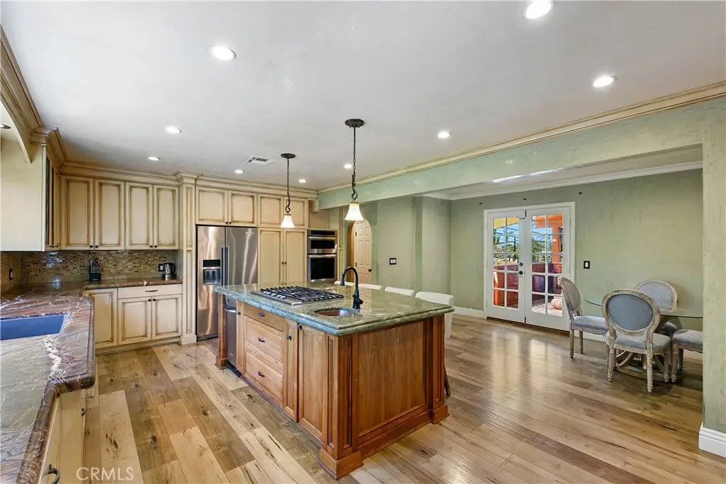 11265 Sunshine Terrace, Studio City, CA 91604 - Image #1