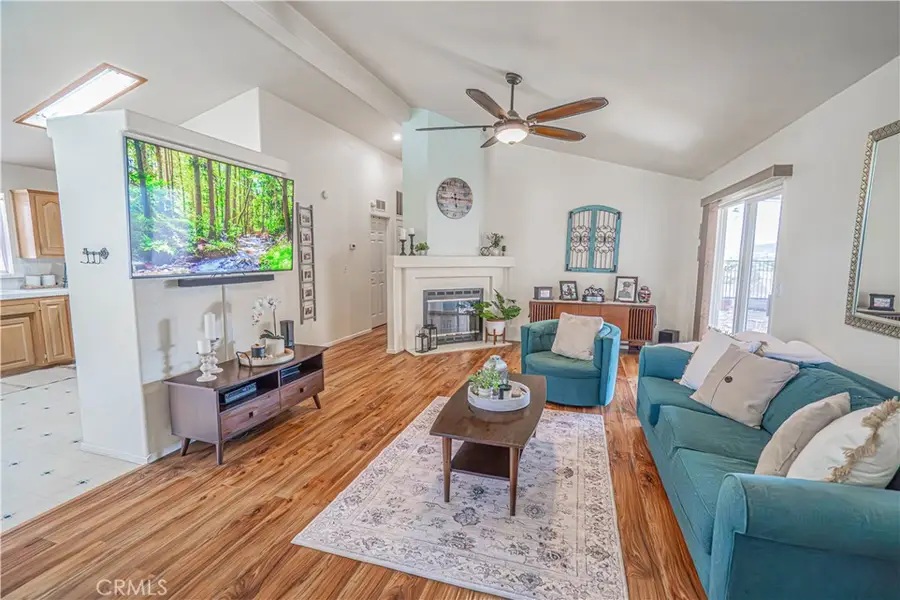 20164 Crestview Dr., Canyon Country, CA 91351 - #3