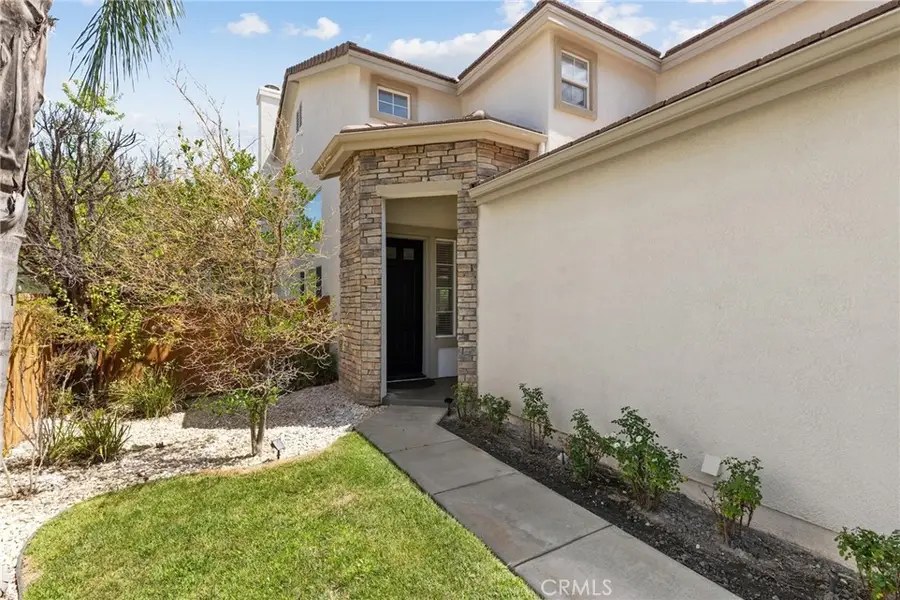 26564 Cardinal Drive, Canyon Country, CA 91387 - Image #3