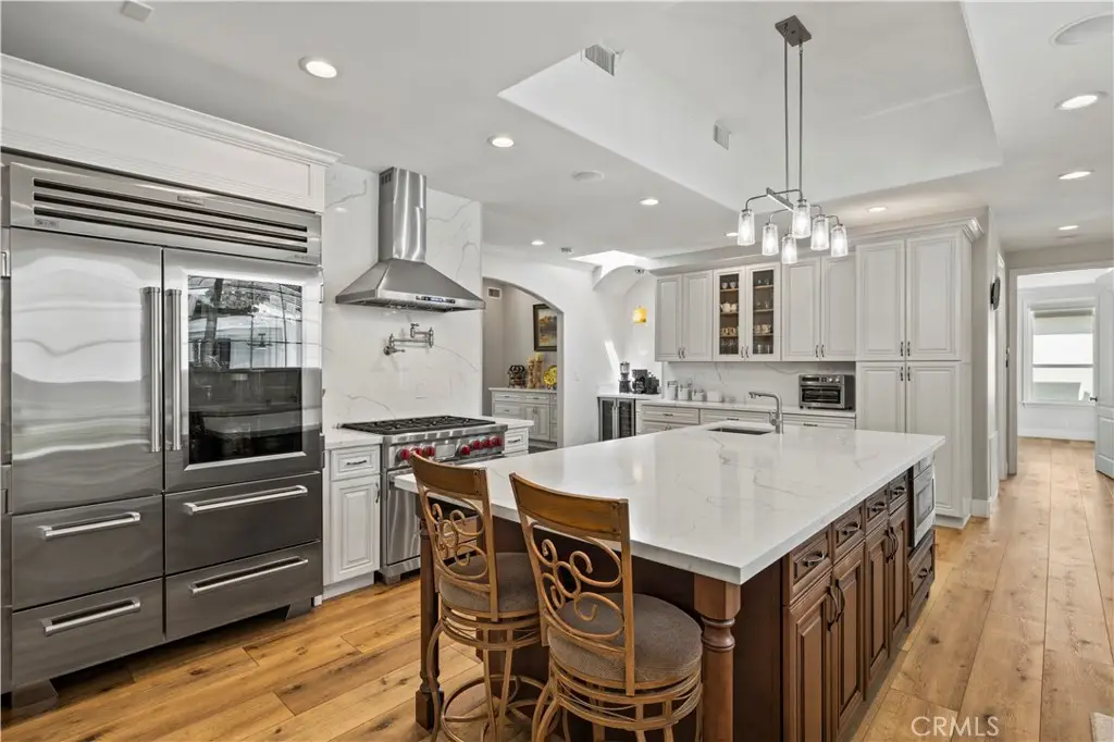 8944 Enfield, Northridge, CA 91325 - #1