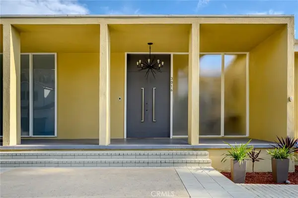 3016 Arrowhead Drive, Los Angeles, CA 90068