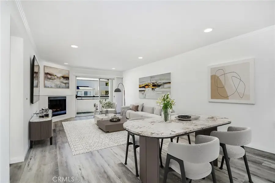 5525 Canoga Avenue #129, Woodland Hills, CA 91367 - Image #2