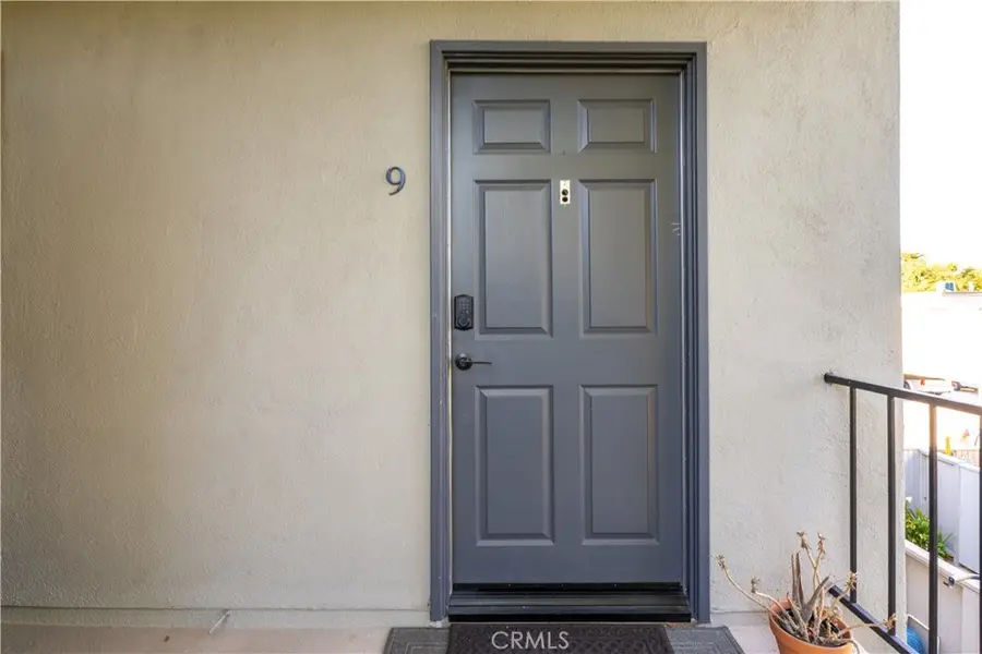 6041 Fountain Park Street #9, Woodland Hills, CA 91367 - Image #3