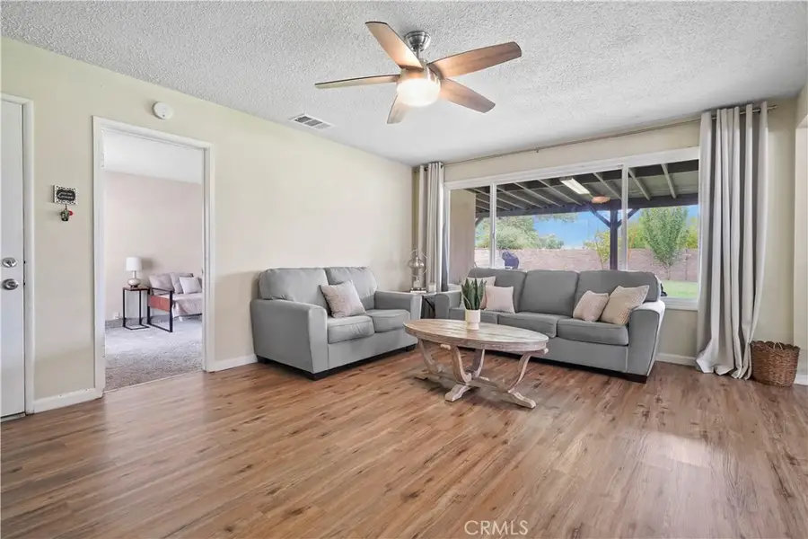 44325 3rd Street E, Lancaster, CA 93535 - Image #3