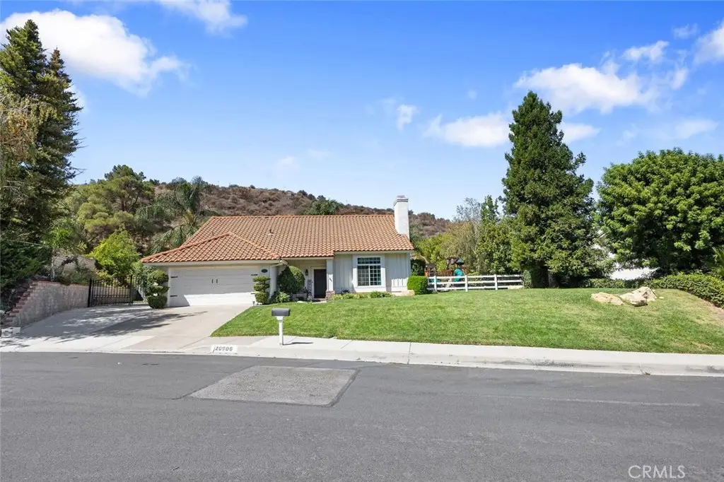 20906 Susan Carole Drive, Saugus, CA 91350 - Image #1