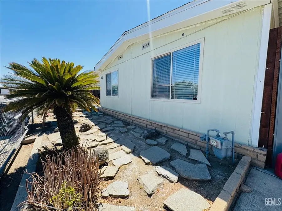3513 Sahara Lane, Bakersfield, CA 93313 - Image #3