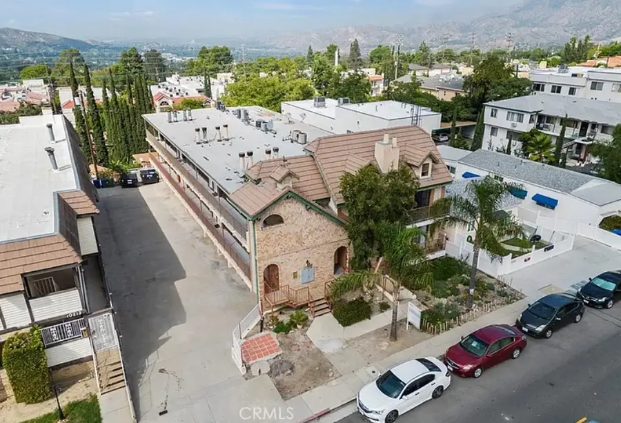 10219 Commerce, Tujunga, CA 91042 - Image #2