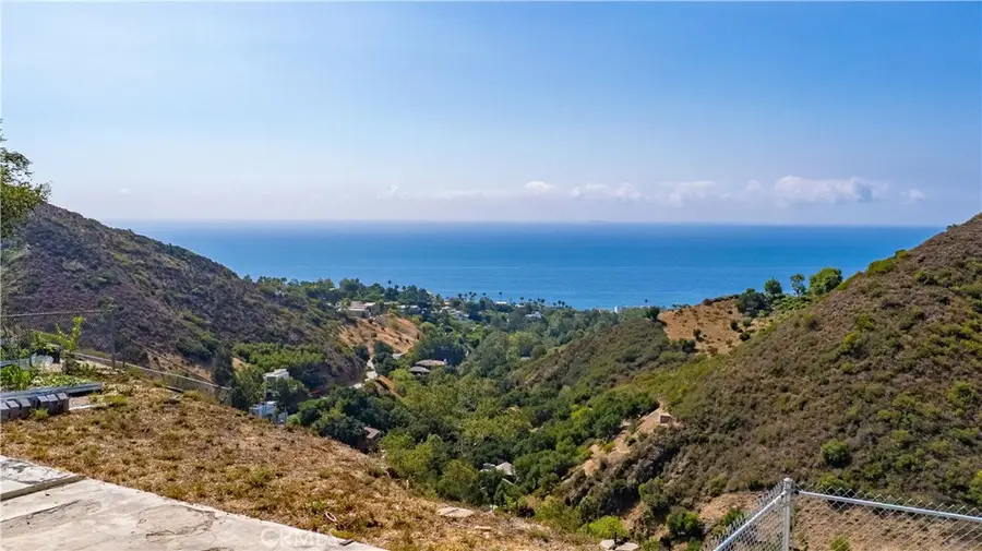 5767 Latigo Canyon Road, Malibu, CA 90265 - Image #2