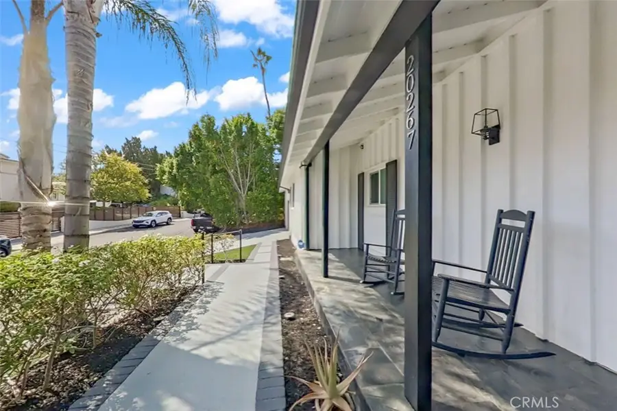 20267 Delita Drive, Woodland Hills, CA 91364 - Image #2