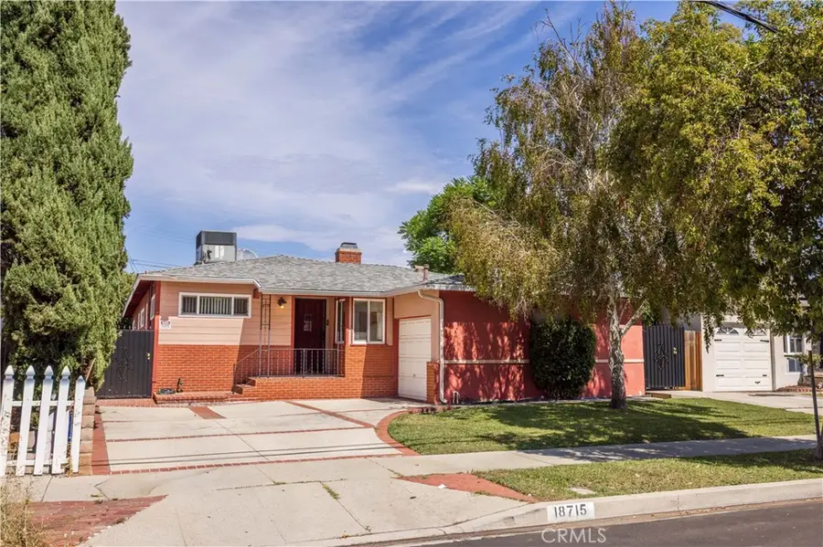 18715 Valerio, Reseda, CA 91335 - Image #2