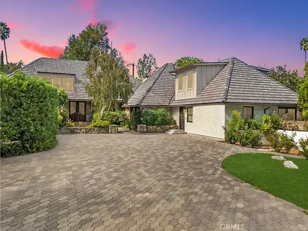 5200 Collier Place, Woodland Hills, CA 91364