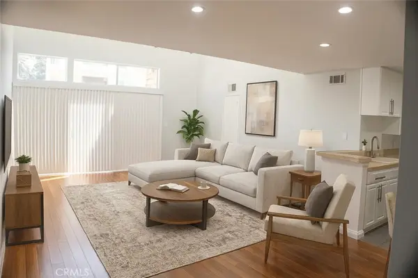 5700 Etiwanda Avenue #216, Tarzana, CA 91356