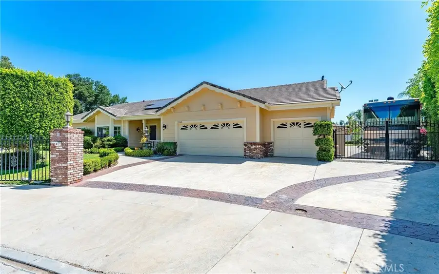 22501 Marilla Street, Chatsworth, CA 91311 - Image #3