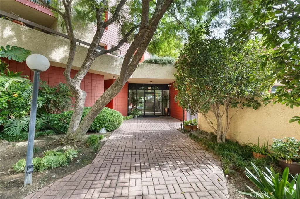 3961 Via Marisol #233, Los Angeles, CA 90042 - Image #1