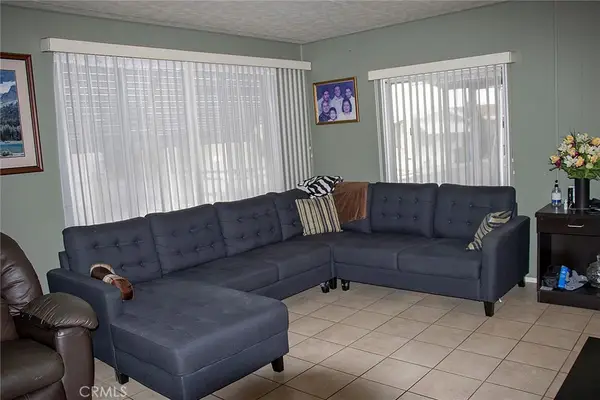 8811 Canoga Avenue #340, Canoga Park, CA 91304