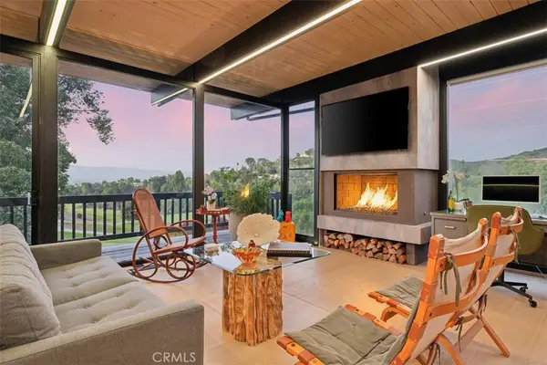 21090 Rios Street, Woodland Hills, CA 91364