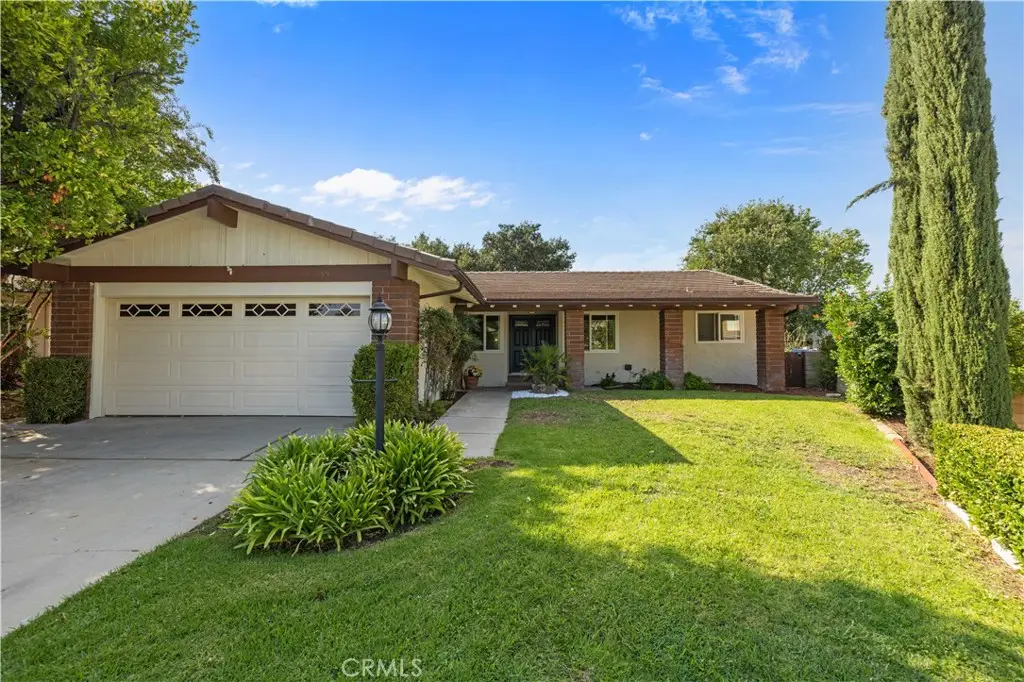 23555 Lloyd Houghton Place, Newhall, CA 91321 - Image #1