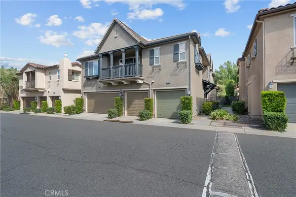 19415 Opal, Saugus, CA 91350