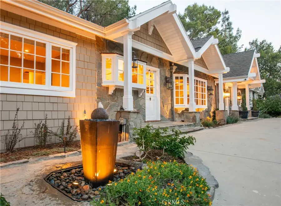 22757 Plummer Street, Chatsworth, CA 91311 - Image #3