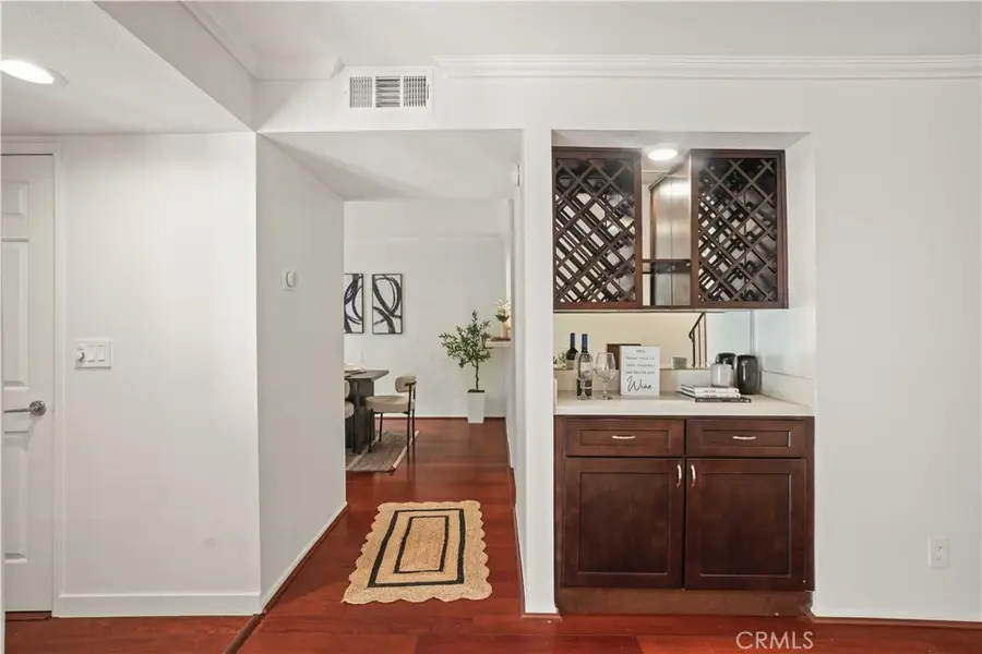21620 Burbank #22, Woodland Hills, CA 91367 - Image #3